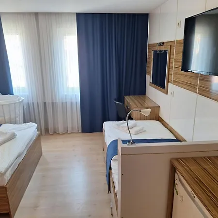 Dilmac Hotel